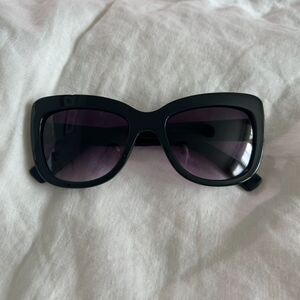 QUAY Breath Of Life Black Sunglasses